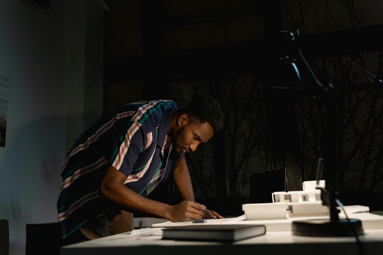 Capa: Instituto Inovar abre inscrições para Concurso Cultural de redesign da logomarca institucional